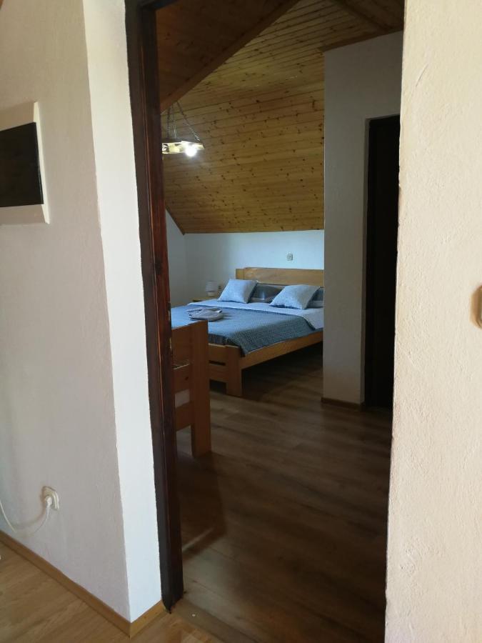 House Nada Hotel Rastovača Exterior foto